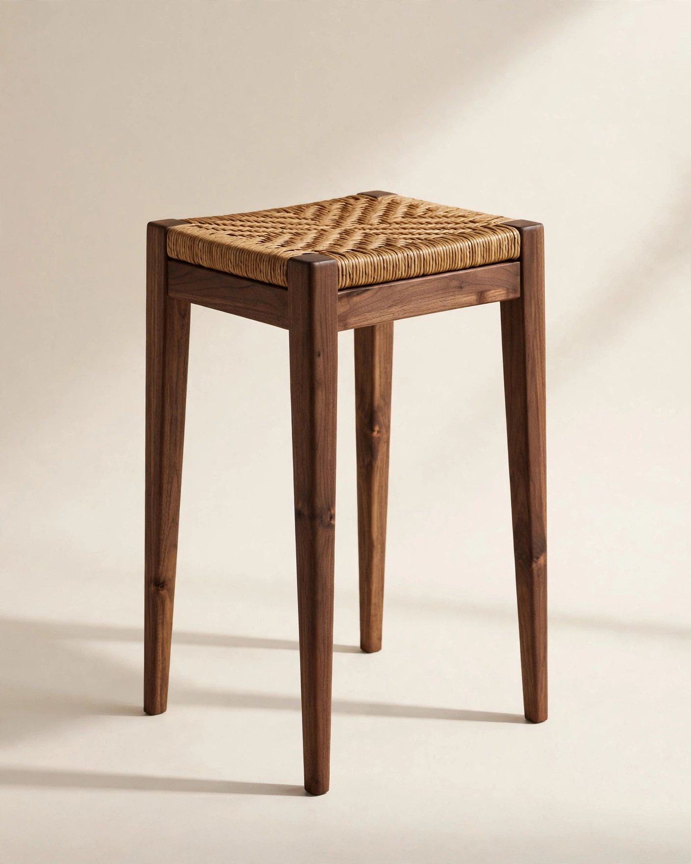 Tala stool — Larasada